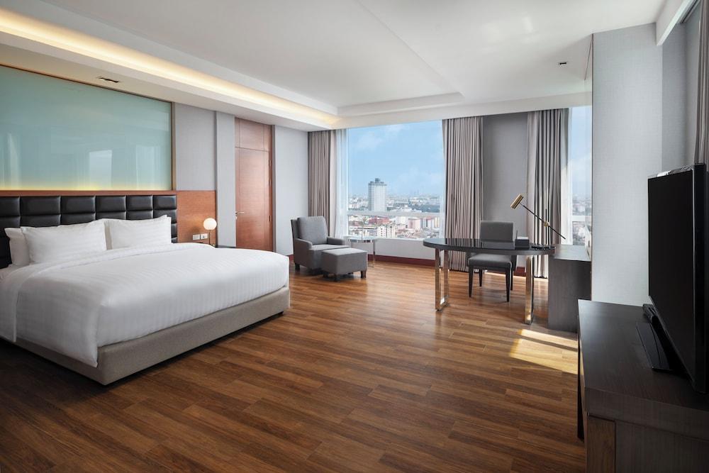 The Grand Fourwings Convention Hotel Room Type - Grand Deluxe King Room
