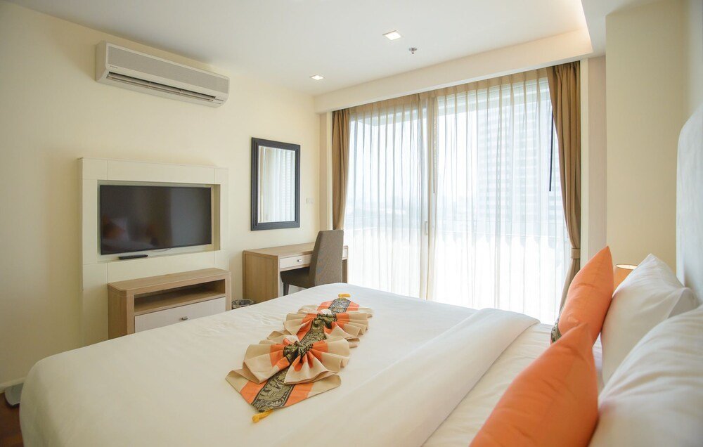 GM Serviced Apartment - Tap to explore photos