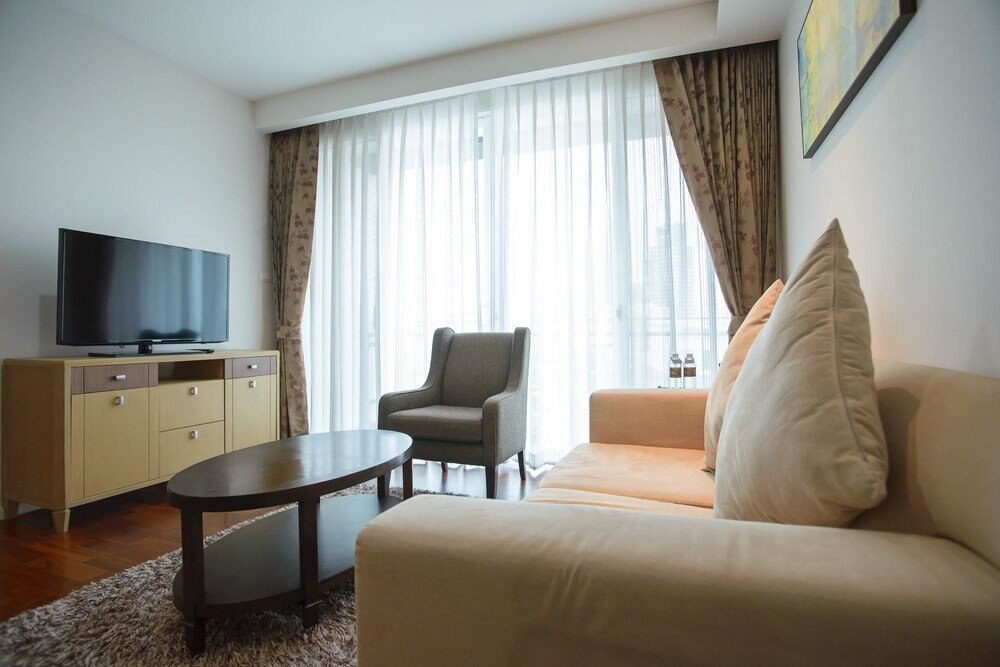 GM Serviced Apartment - Tap to explore photos