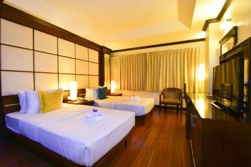 Grand Business Inn Room Type - Executive Twin Room