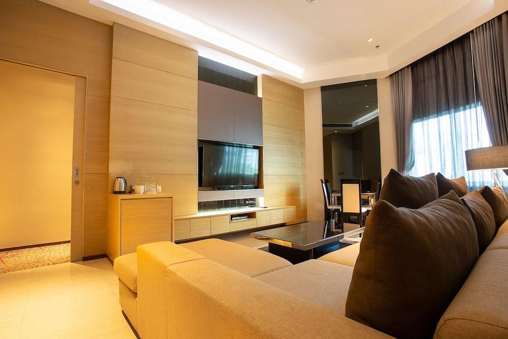 Graceland Bangkok Hotel Room Type - Presidential Suite