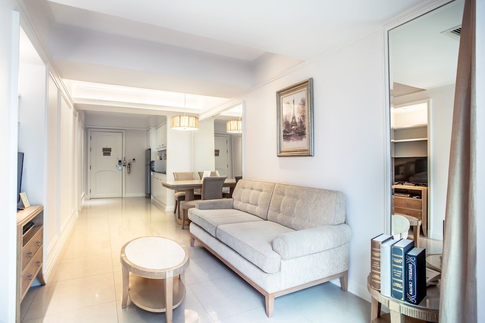 Hope Land Hotel Sukhumvit 24 Room Type - 1 Bedroom