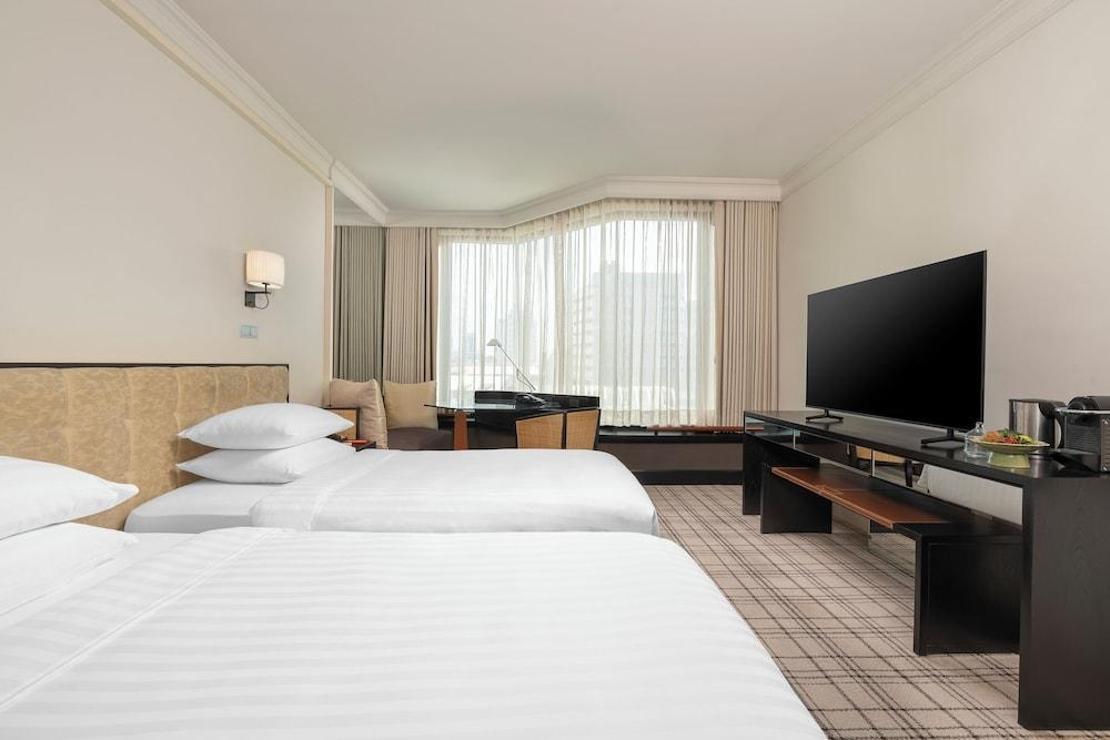Grand Hyatt Erawan Bangkok Room Type - 2 TWIN BEDS