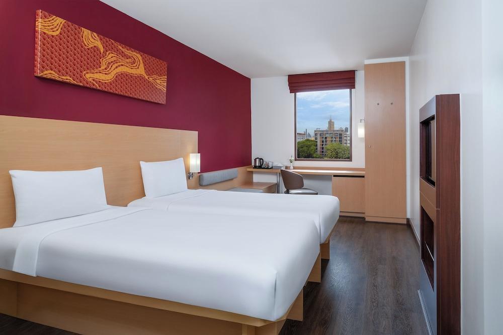 ibis Bangkok Riverside Room Type - Standard Twin Beds