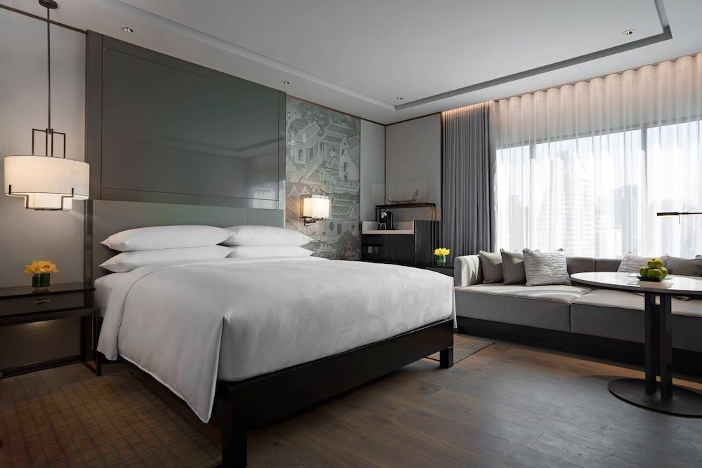 JW Marriott Hotel Bangkok - Tap to explore photos
