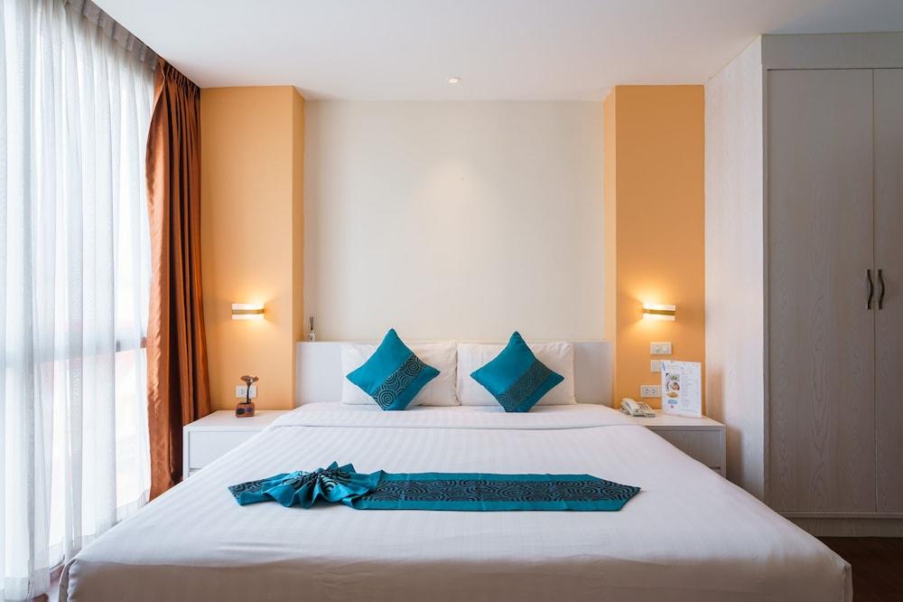 LANTANA RESORT HOTEL Room Type - Deluxe Superior Suite