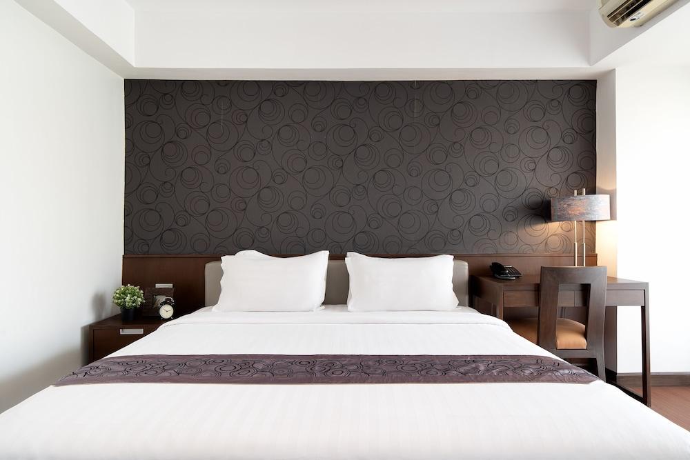 Lily Hotel Bangkok Room Type - Deluxe Double Room