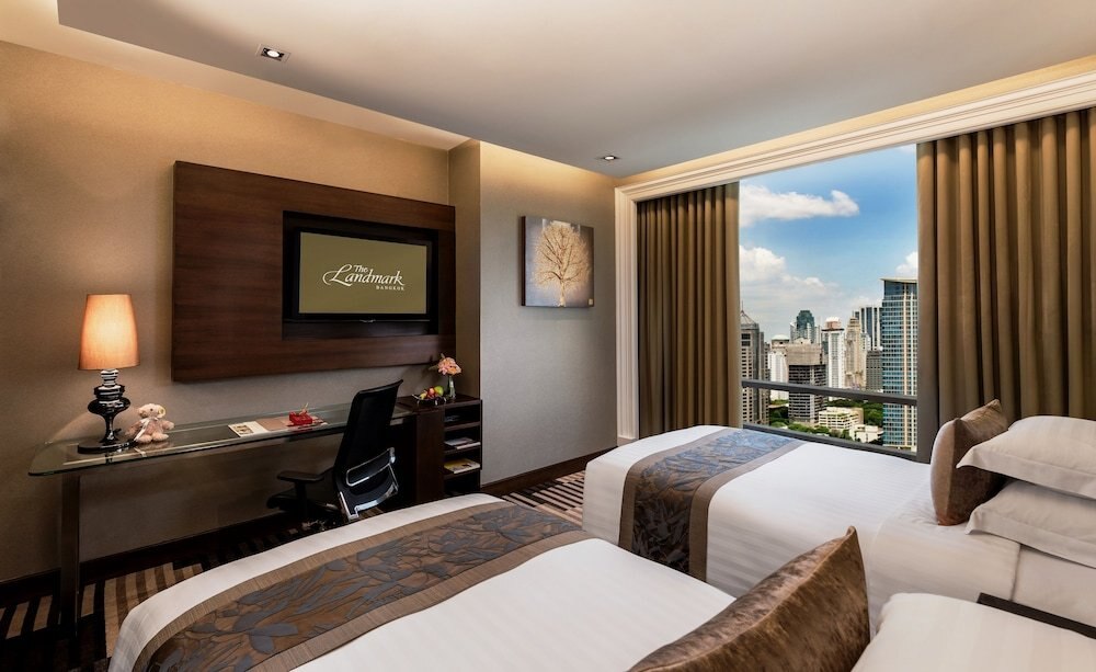 The Landmark Bangkok~ Room Type - Premium Room