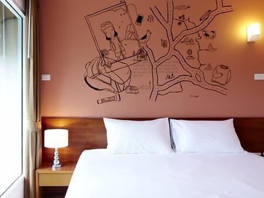 The Loft 77 Hotel Room Type - Economy Room