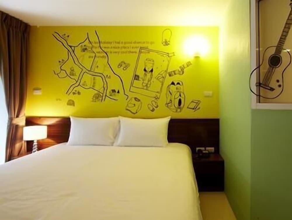 The Loft 77 Hotel Room Type - Standard Double Room