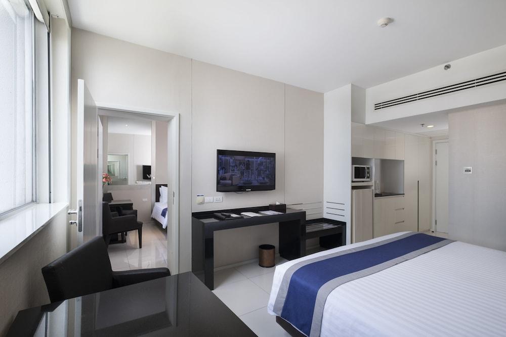 Mandarin Hotel Managed by Centre Point Room Type - Mandarin Conected Room