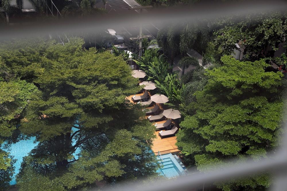 COMO Metropolitan Bangkok Room Type - Room, Pool View (Metropolitan) COMO Metropolitan Bangkok Room Type - Room, Pool View (Metropolitan)