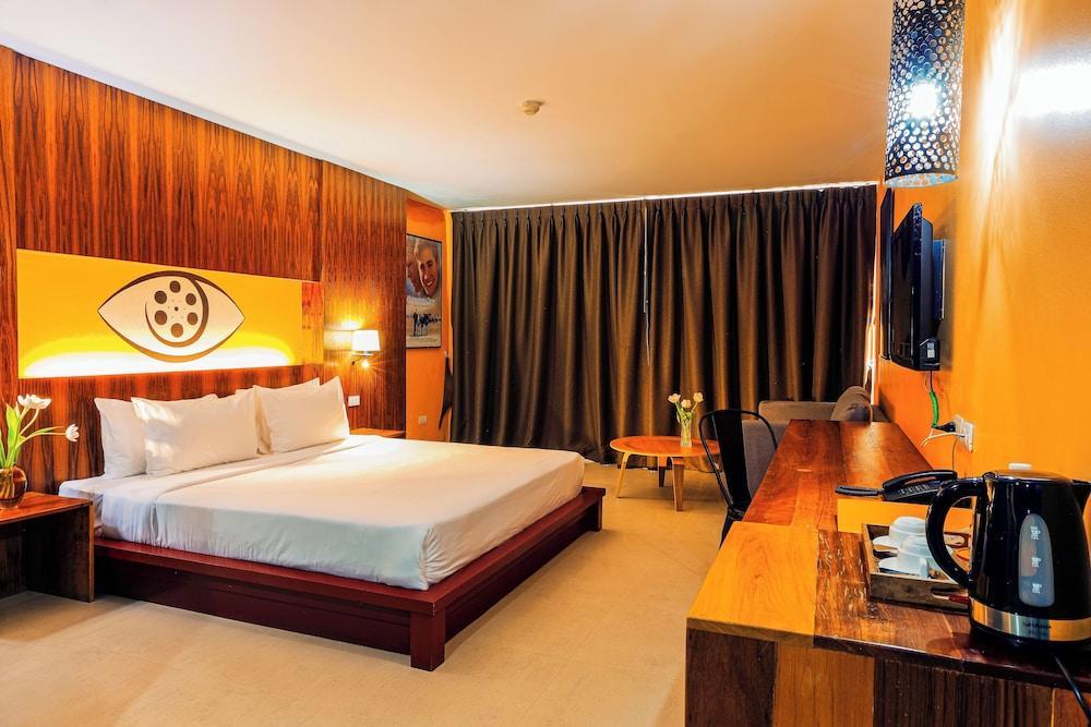 MeStyle Place Hotel Room Type - Deluxe Room, 1 King Bed, Balcony