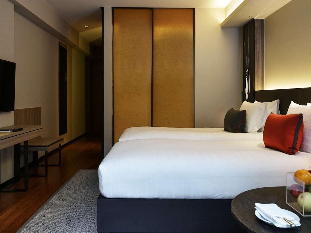 Pullman Bangkok King Power Hotel - Tap to explore photos