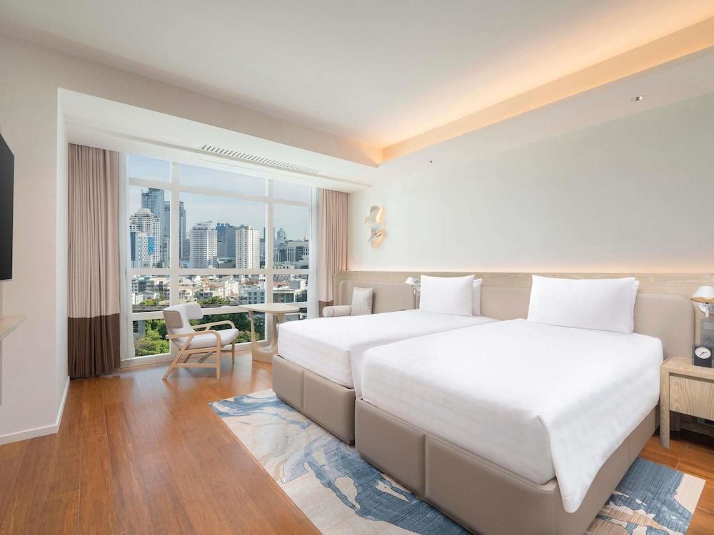 Pullman Bangkok King Power Hotel Room Type - Premier Deluxe Room, 1 Twin bed, City View