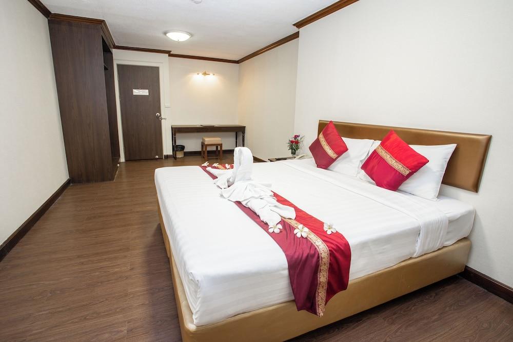Nasa Bangkok Room Type - Superior Double or Twin Room