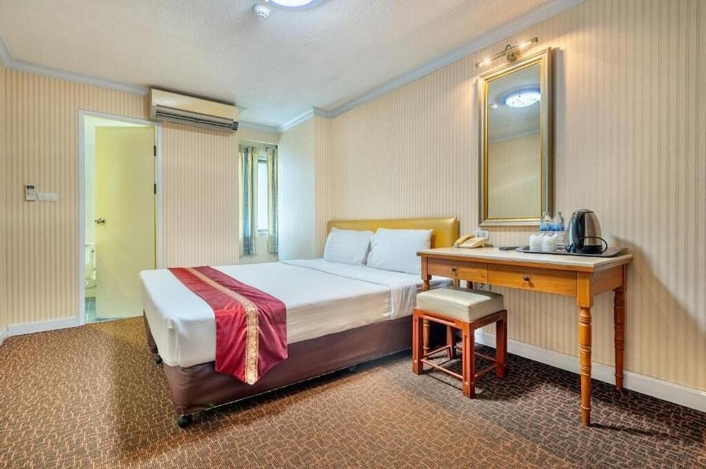 Nasa Bangkok Room Type - Deluxe Double or Twin Room