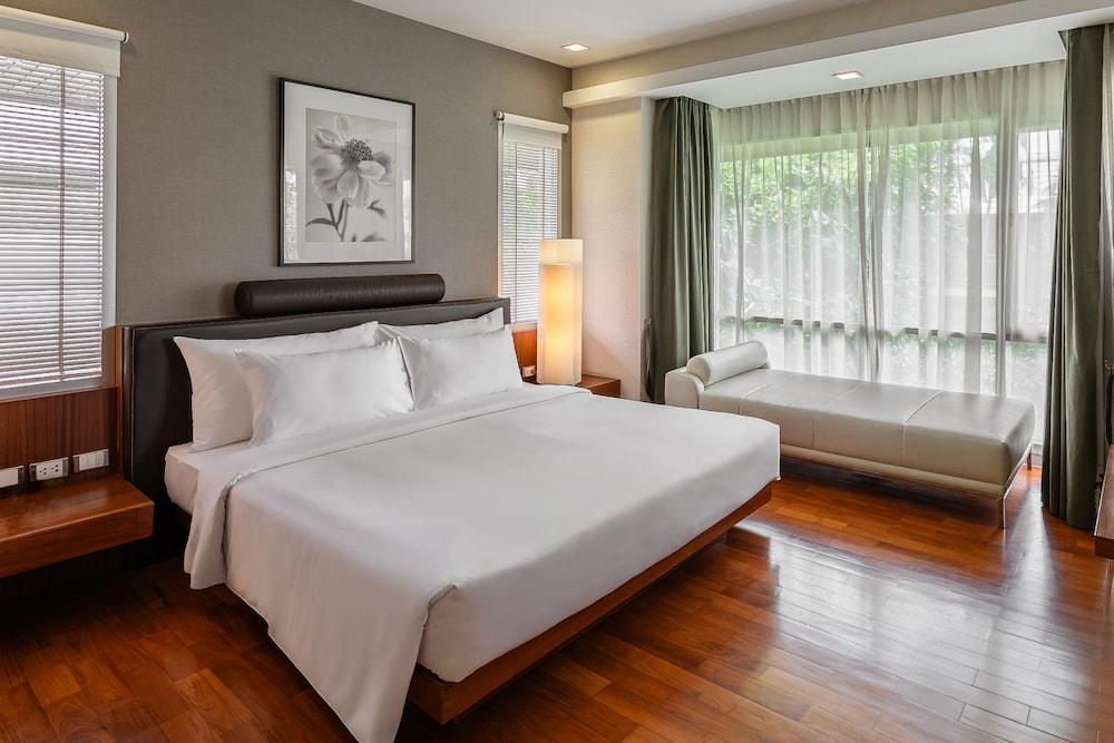 The Park Nine Hotel Srinakarin Room Type - Superior 2 Bedroom Suite (King+Twin Bed)