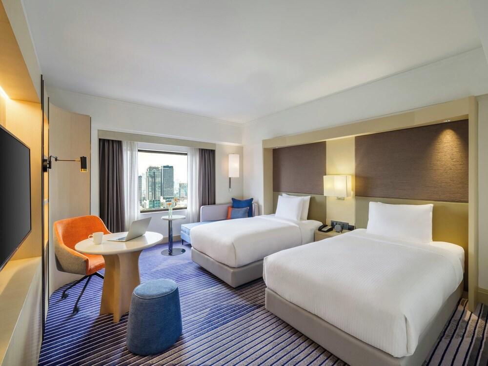 Crowne Plaza Bangkok Lumpini Park Room Type - Standard Room, 2 Twin Beds