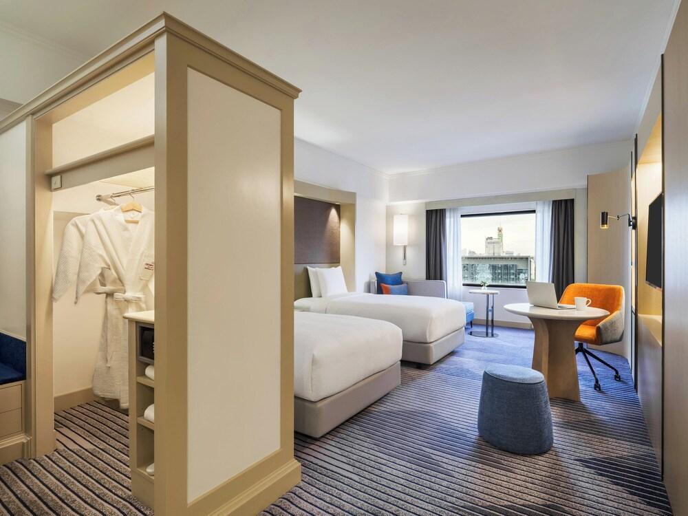 Crowne Plaza Bangkok Lumpini Park Room Type - Premium Room, 2 Twin Beds