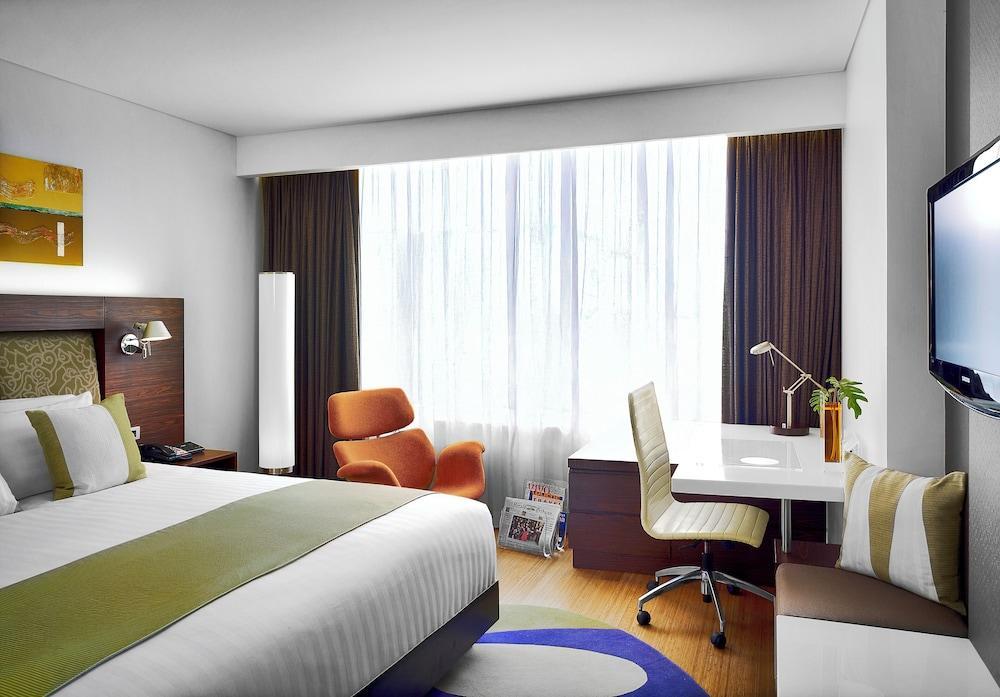 NH Bangkok Asoke Room Type - Deluxe Skyline Room