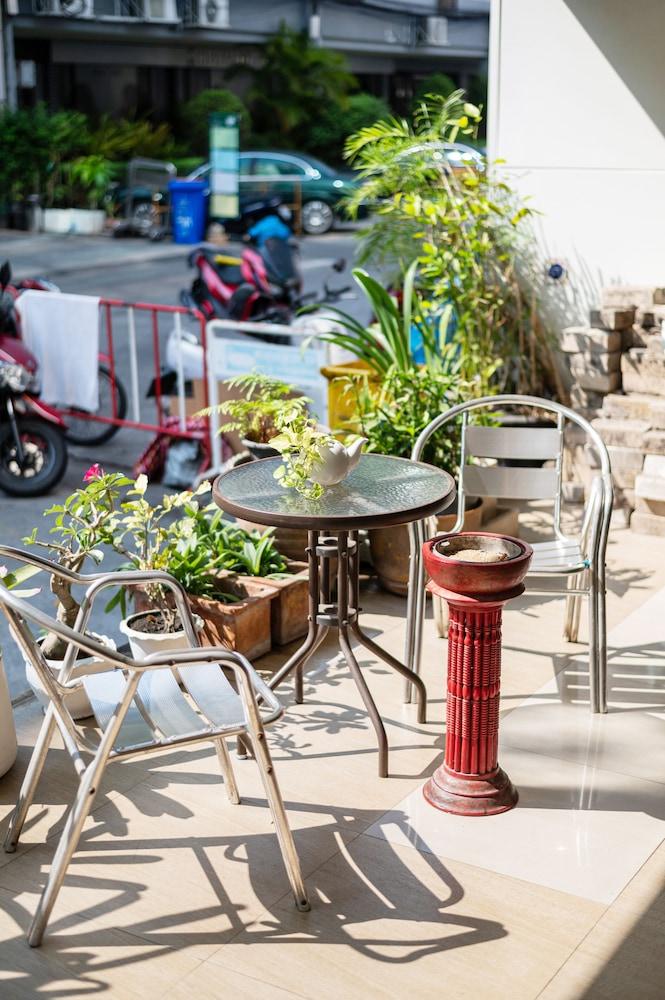P2 Boutique Hotel - Tap to explore photos