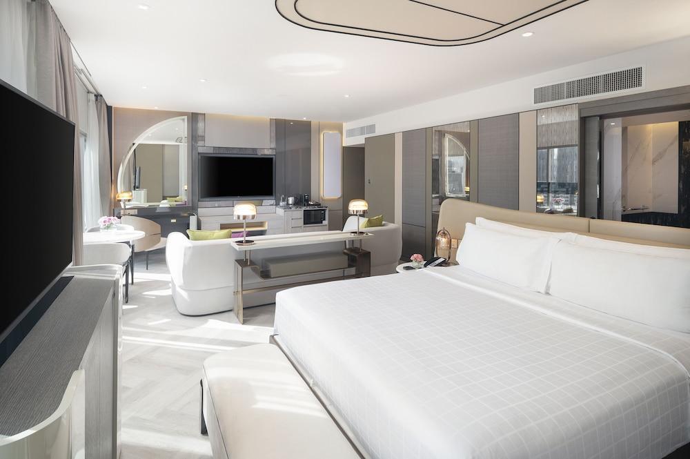 Pathumwan Princess Hotel Room Type - Premier Suite King