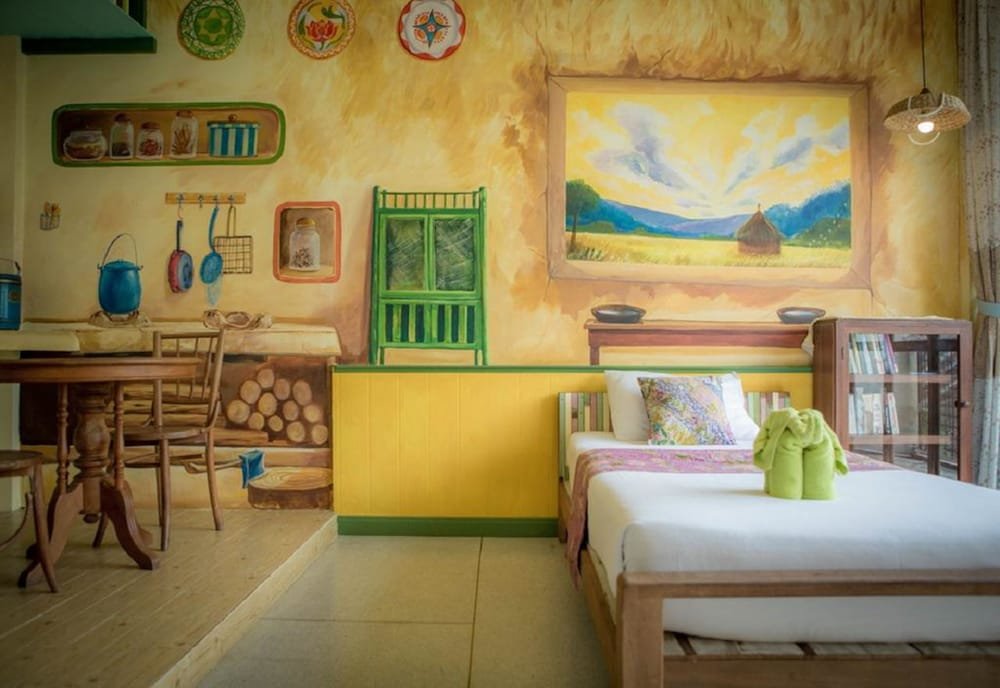 Phranakorn Nornlen Hotel Room Type - Triple Room