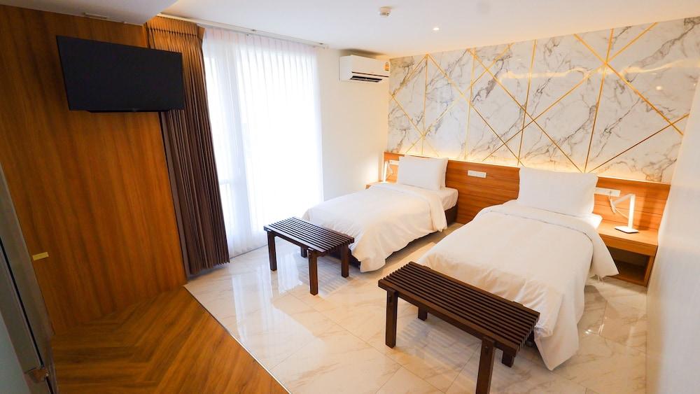 Pinnacle Dream Room Type - Premier Twin Room, 2 Twin Beds