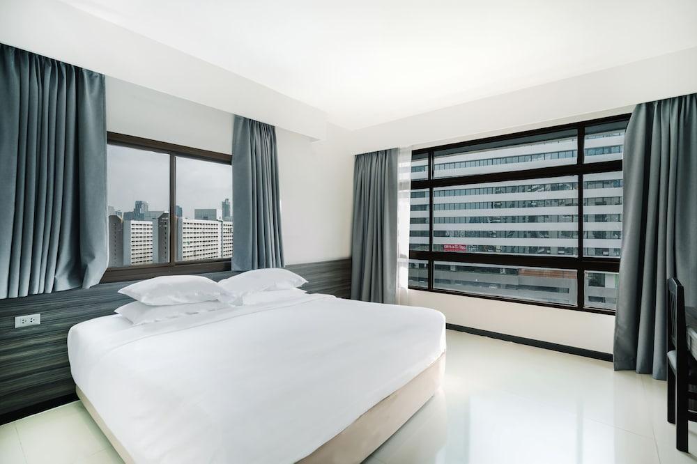 Pinnacle Lumpini Park Hotel Room Type - Presidential Suite - King Pinnacle Lumpini Park Hotel Room Type - Presidential Suite - King