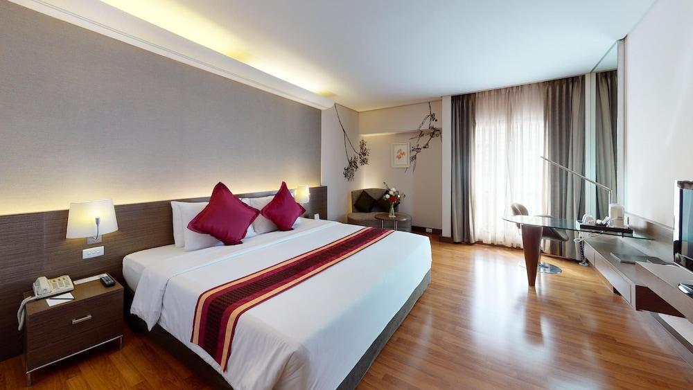 Rama Gardens Hotel Bangkok Room Type - Superior Double or Twin Room, 1 Double or 2 Twin Beds