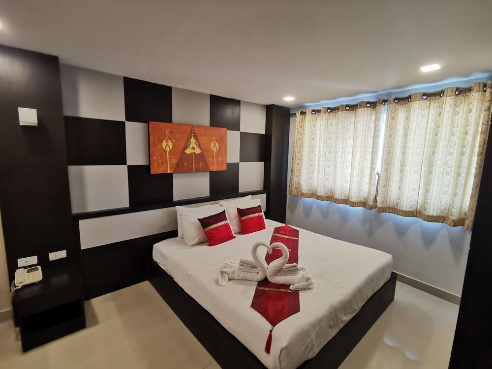Regent Suvarnabhumi Hotel Room Type - Deluxe Double or Twin with Breakfast and Airport Transfer Regent Suvarnabhumi Hotel Room Type - Deluxe Double or Twin with Breakfast and Airport Transfer