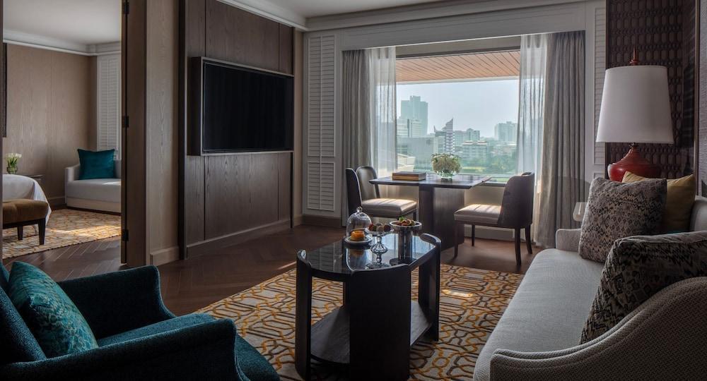 Anantara Siam Bangkok Hotel ~ Room Type - Anantara Suite