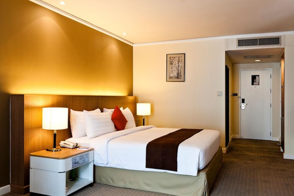 Royal Princess Larn Luang Room Type - Superior Plus Room, Garden View Royal Princess Larn Luang Room Type - Superior Plus Room, Garden View