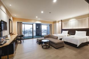 The Royal River Hotel Room Type - Premier River Front