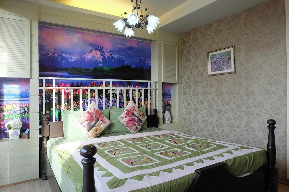 Sabai Sabai @ Sukhumvit Hotel Room Type - Vintage Suite (Sky Garden)