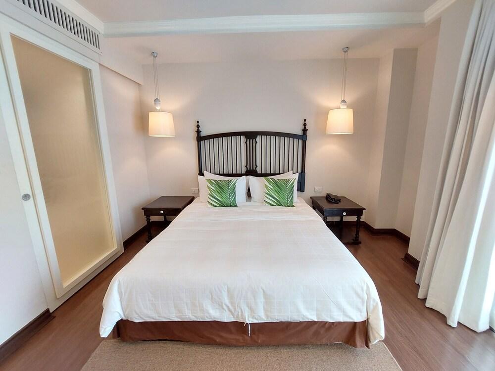 At 21 Saladaeng Room Type - Premier Suite, 2 Bedrooms