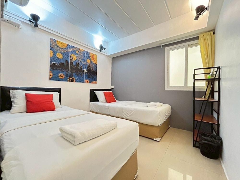 Khaosan Art Hotel Room Type - Budget Double or Twin Room