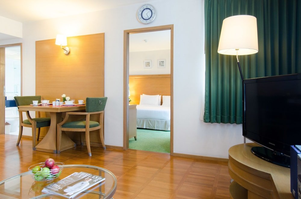 At Ease Saladaeng by AETAS Room Type - Suite, 1 Bedroom, Balcony (King Bed)