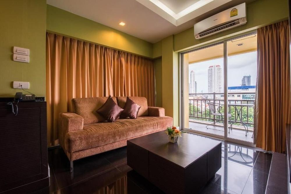 Palette Bella B All Suites Bangkok Hotel Room Type - 1 Bedroom Suite
