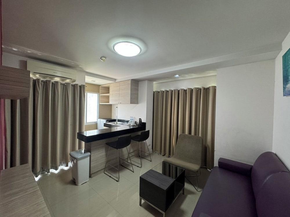 Palette Bella B All Suites Bangkok Hotel Room Type - Executive Suite
