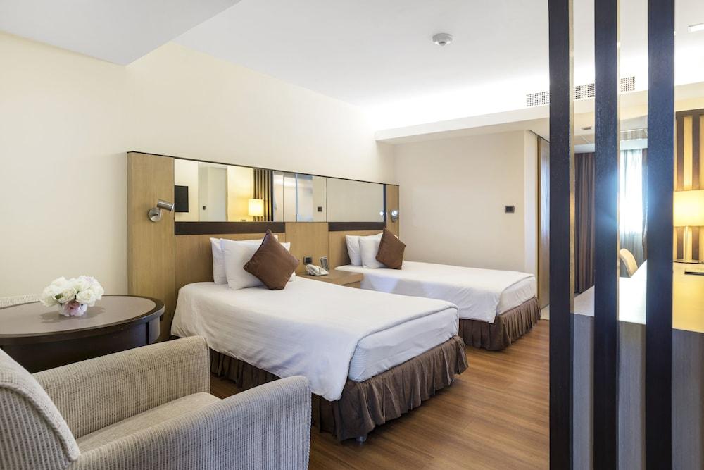 SC Park Hotel Room Type - Super Deluxe Twin Room