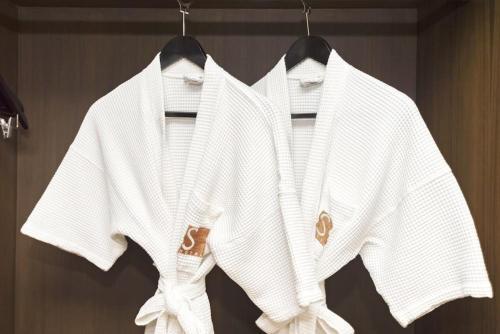 S33 Compact Hotel Room Type - Deluxe Plus Double Room S33 Compact Hotel Room Type - Deluxe Plus Double Room