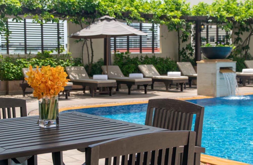 The Sukosol Hotel Bangkok - Tap to explore photos