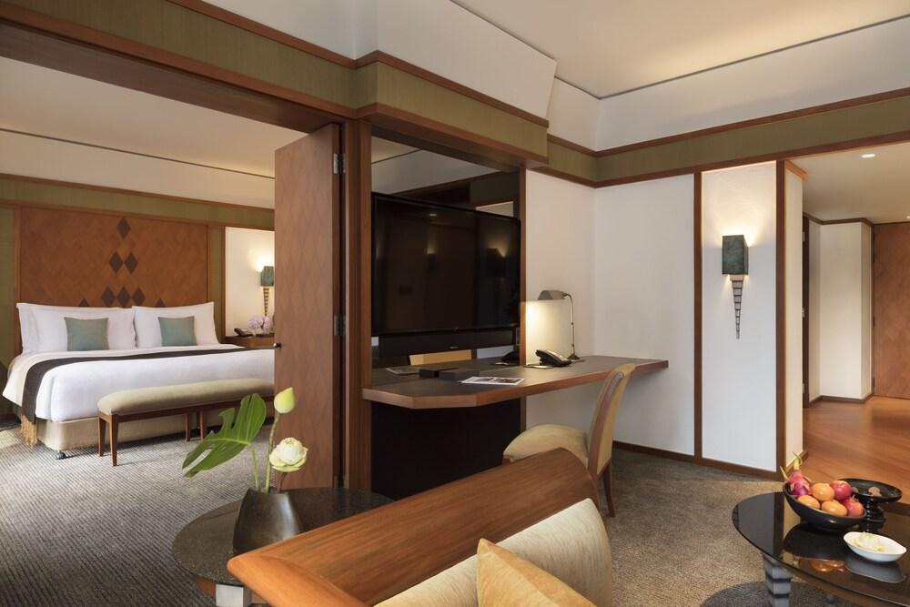 The Sukhothai Bangkok Room Type - Deluxe Suite with Club benefit The Sukhothai Bangkok Room Type - Deluxe Suite with Club benefit