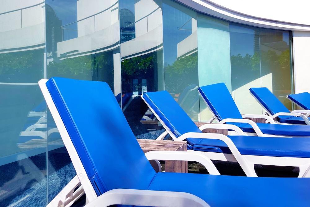 Le Siam Hotel Silom Bangkok by PCL - Tap to explore photos
