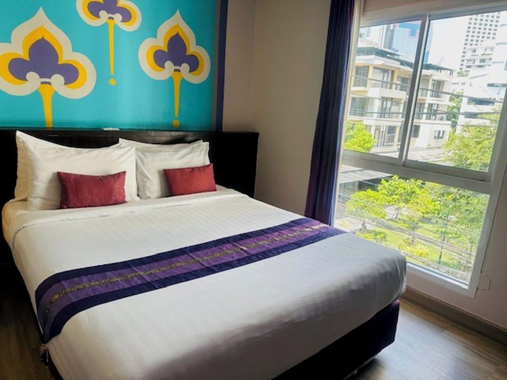 Sawasdee Hotel @ Sukhumvit Soi 8 Room Type - Superior Double Room