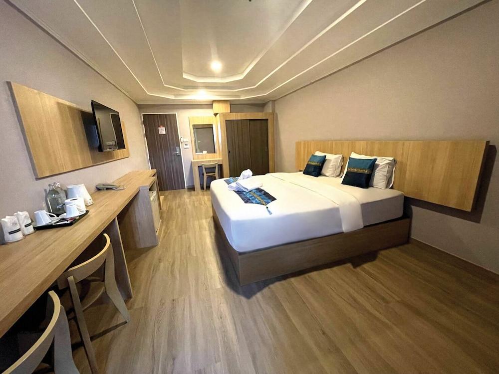 Grand Tara Garden Thai Hotel Room Type - Grand Deluxe