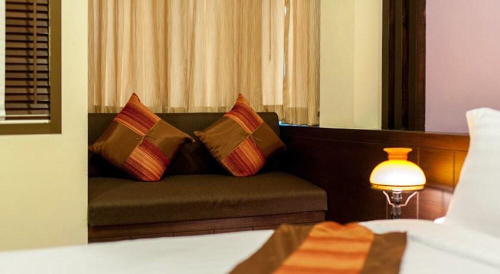 Tara Place Room Type - Superior Triple Room Tara Place Room Type - Superior Triple Room