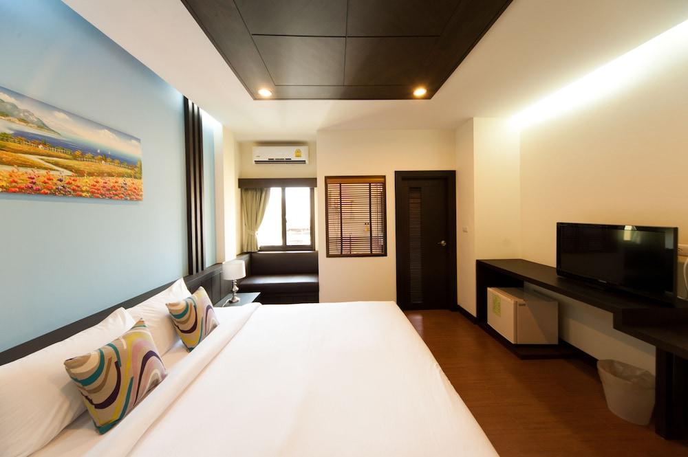 Tara Place Room Type - Standard Double Room